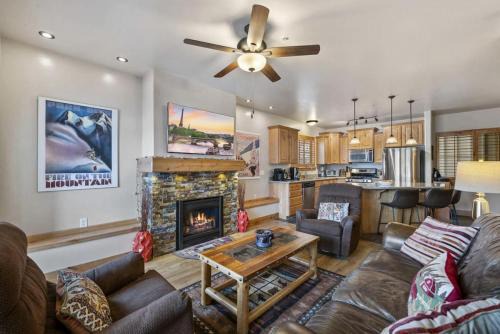The Grizzly Condo at Bear Hollow
