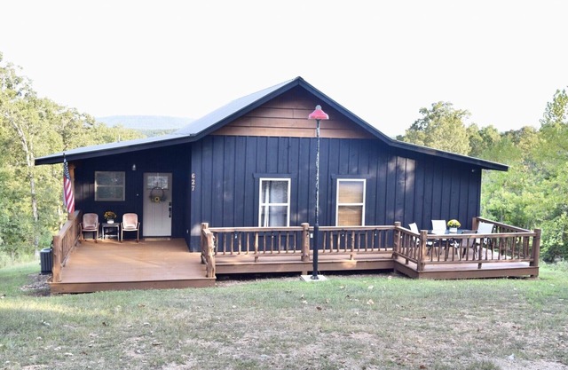 La cabina Pine-cone tiene unas vistas impresionantes y es una cabina nueva con muchos extras.