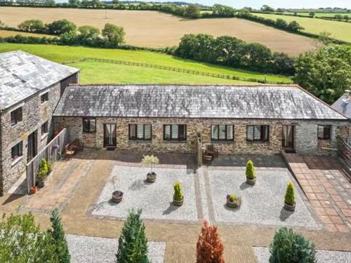 The Hayloft - Uk50027