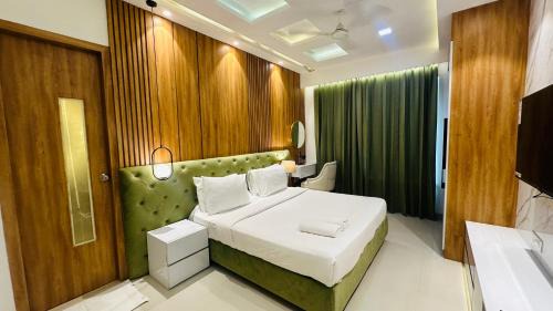 The Hoften Elite Millennium City, Gurgaon
