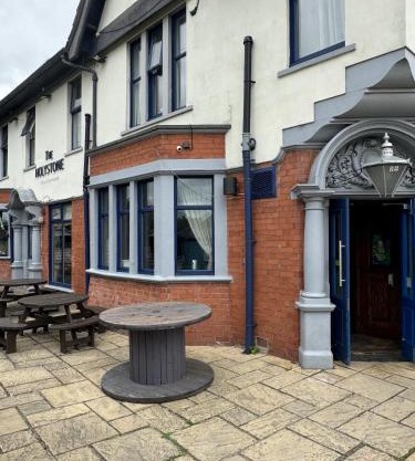 The Holystone Bar and Restaurant