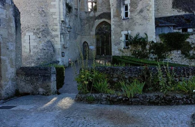 La petite maison au coeur du village