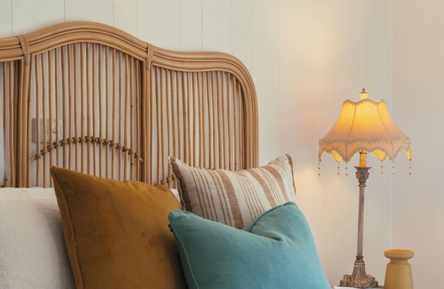 Boho Cottage - Sea & Vines, Food & Wine Escape