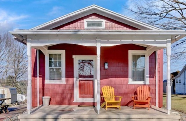 The Little Red Cottage!