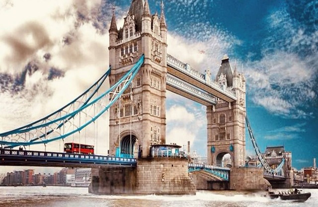 The London Eyenet 2 bedroom 2 bathroom modern luxury apartment