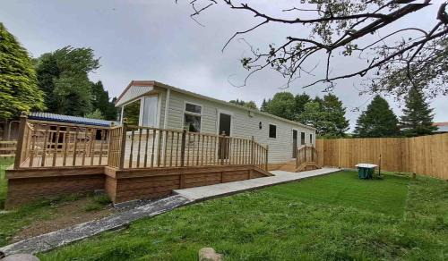 The Lookout - Park Home, Farm Park Stay