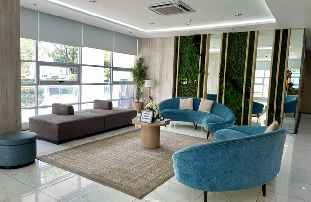 The Loop Condotel