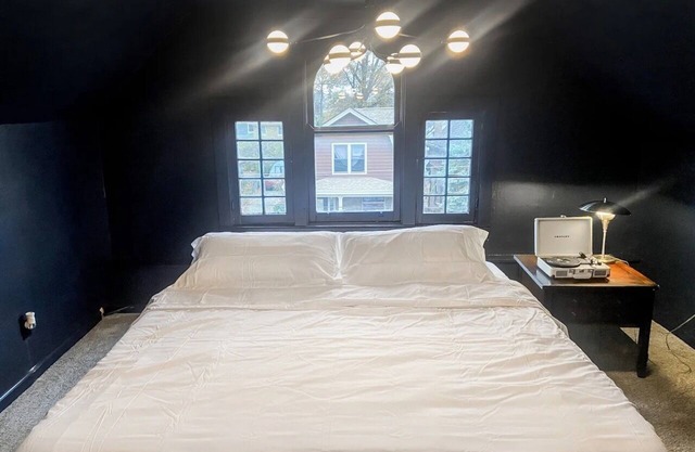 ¡Acogedora suite de 3 habitaciones cerca del centro de Cincinnati!
