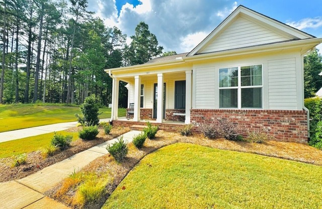 The Oaks, 3BR Charming Escape by Velvet Ditch Villas