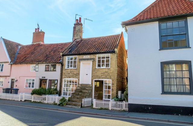 The Old Custom House - Una hermosa cabaña romántica cerca de la playa de Aldeburgh