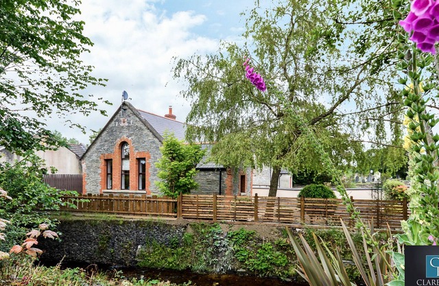 La casa de la vieja escuela Eglinton, Co. Derry