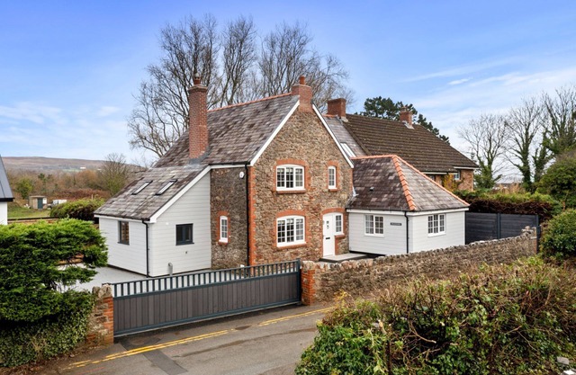 The Old School - Luxury Cottages
