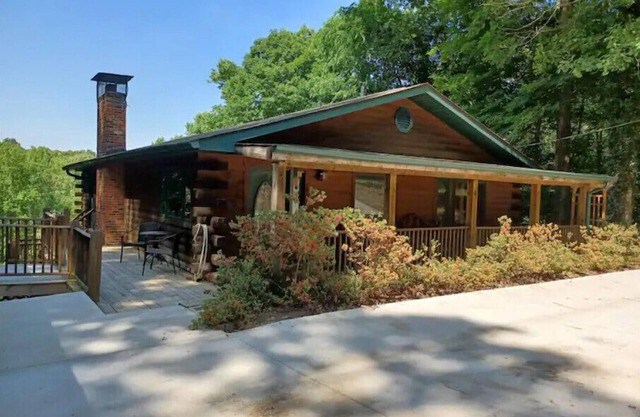 The Ponderosa - 2 Story, 3 bedroom, 2 bath & den