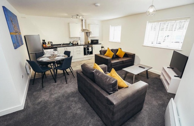 The Stay Company, Phoenix Court