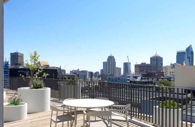 The Surry Apartments by Urban Rest