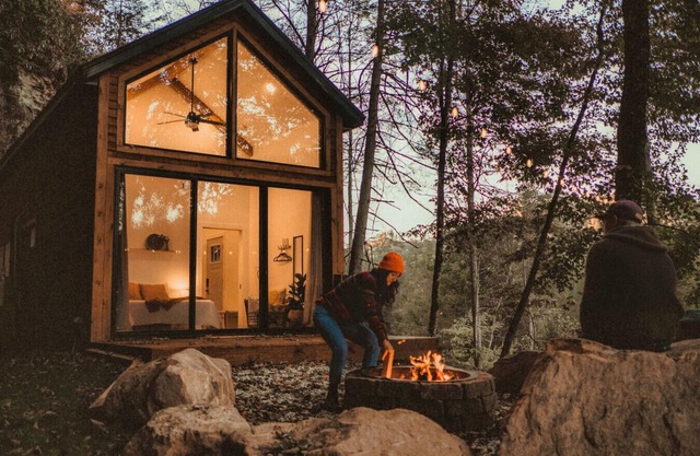 Nature Getaway | Dog Friendly | Cliffs |Fire Pit