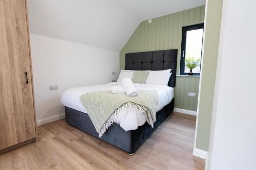 The Village at The Rocks - Luxury Glamping Resort