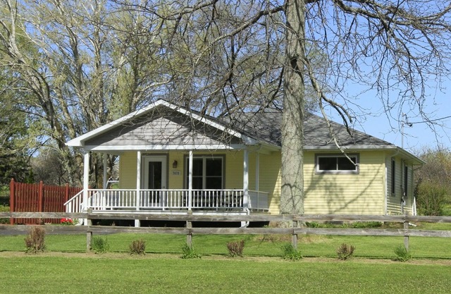 La casa amarilla en Egg Harbor -beautifully remodelado y listo para usted!