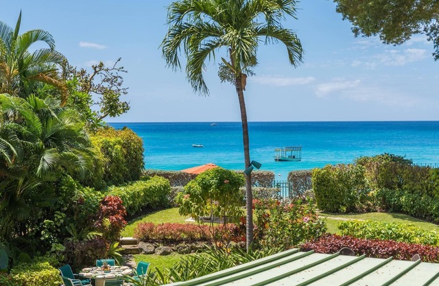 Villa única y hermosa frente a la playa, acceso privado a la playa, increíbles vistas al mar, Wifi gratuito