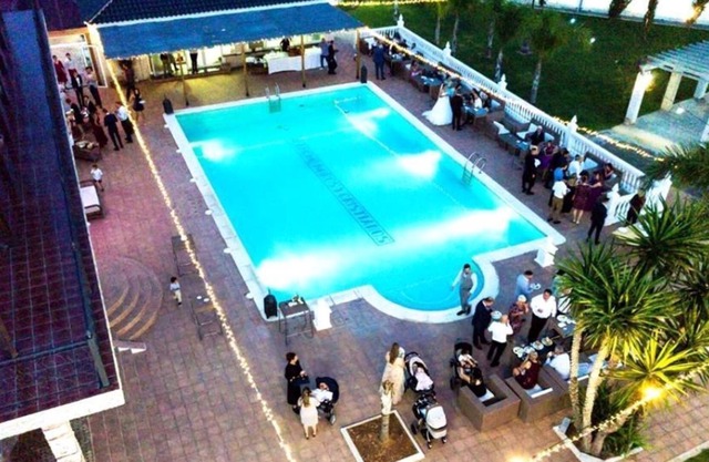 Chalet, Masia para 30 personas con actividades y muchos servicios