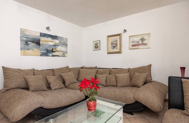Apartamento de tres habitaciones con terraza y vista al mar Kostrena, Rijeka (A-14285-a)