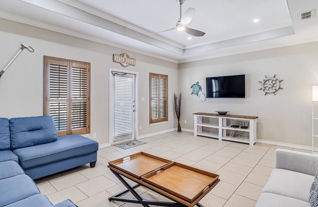 Three-story townhouse with an on-site pool plus central AC & a washer/dryer