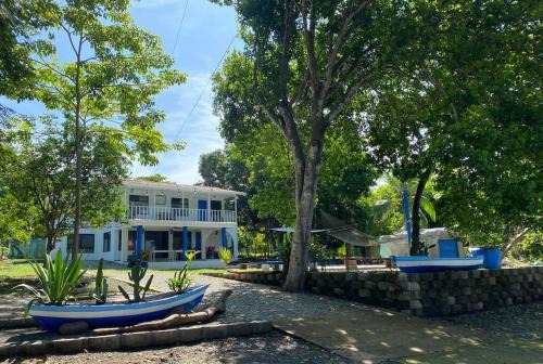 Tivives kikala Lodge
