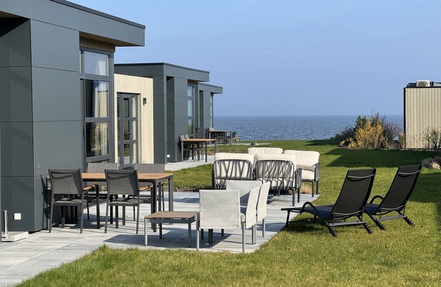 Tolles Chalet für Zwei Personen mit Großem Garten am Ijsselmeer