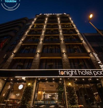 Tonight Hotel Port