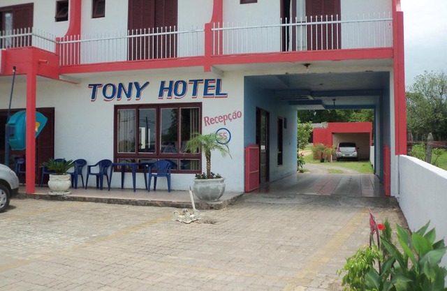 Tony Hotel