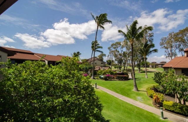 Excelente ubicación con vistas al campo de golf en Waikoloa Village!