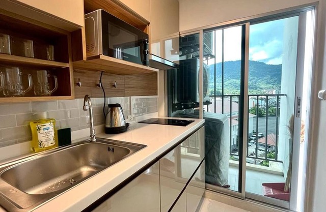 Top Floor One Br Apartment Between Patong hkt City