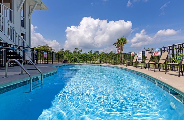 Topsail Shores Inn