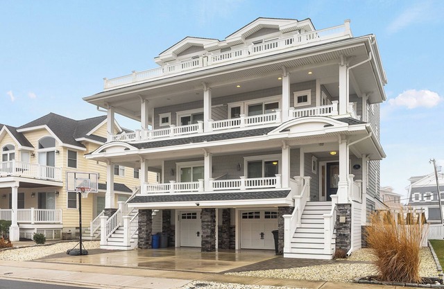 Townhouse with Water View