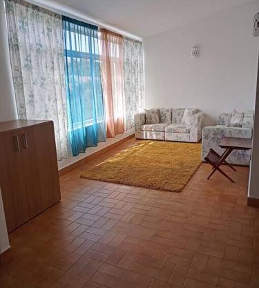 Traditional House with 2 floors - 5 minutes from Beach
