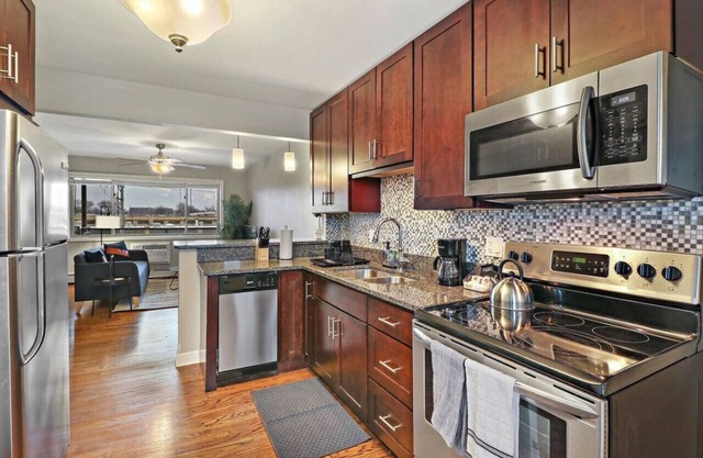1BR Apartment in Quiet Arlington Neighborhood