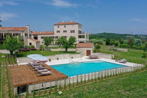 Tranquil Istria Estate Palazio Clai Winery 8 Bedrooms Spa & Heated Pool Groznjan
