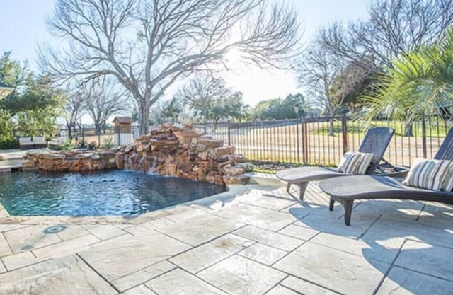 Tranquil Luxury 4-BR Golf Retreat w/Htd Pool & Spa1