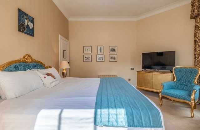 Tranquil Nairn Escape | Golf, Scenic Walks & Breathtaking Views