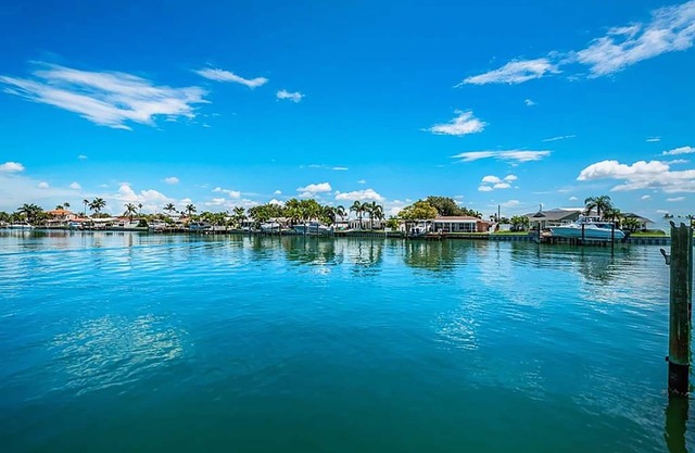 Treasure Island, Isle of Capri 2Bed 2Bath Condo con piscina climatizada