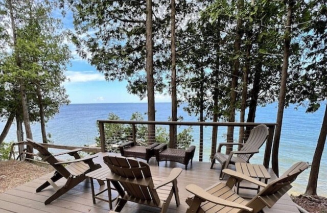 Treebrook - Waterfront luxury home in Ellison Bay