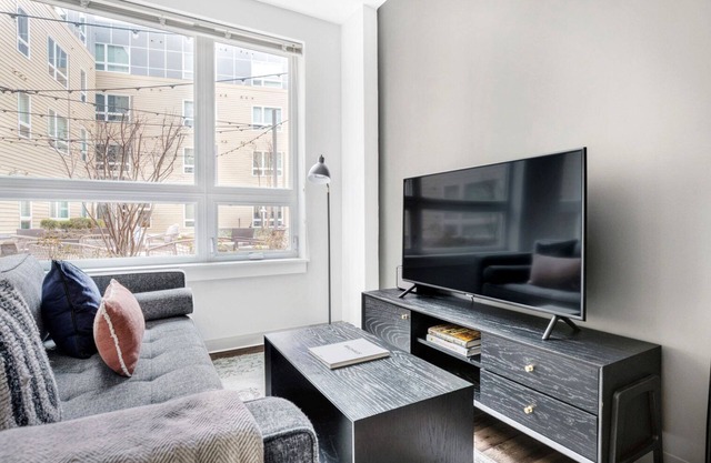 Trendy Brighton Studio w/ W/D, Gym, near T, Shops + Dining, by Blueground