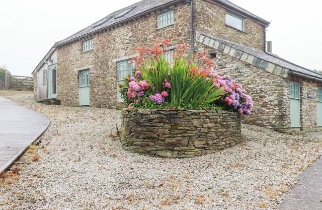 TRERUBIES, pet friendly, character holiday cottage in Delabole