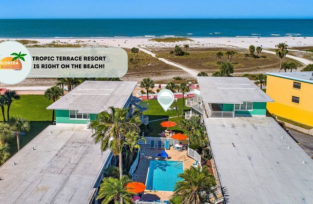 Tropic Terrace Suite #56 - Beachfront Resort
