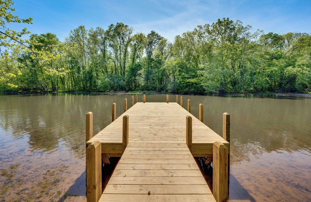 Troy Cabin w/ River Access: Fish, Kayak & More!