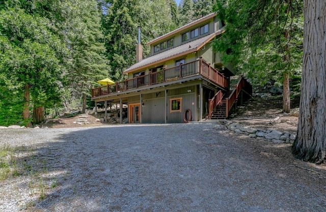 Escapada a la montaña de Strawberry / Tahoe, ideal para familias con mesa de billar y vistas increíbles