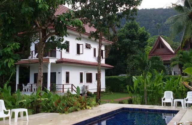 Tulipán de 3 dormitorios con vista al mar villa