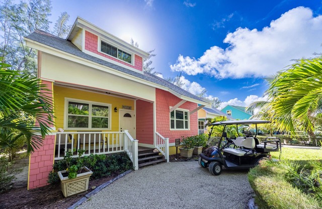 Turtle Shell Cottage / 1 minuto a pie de Spectacular Beach en la tranquila calle sin salida