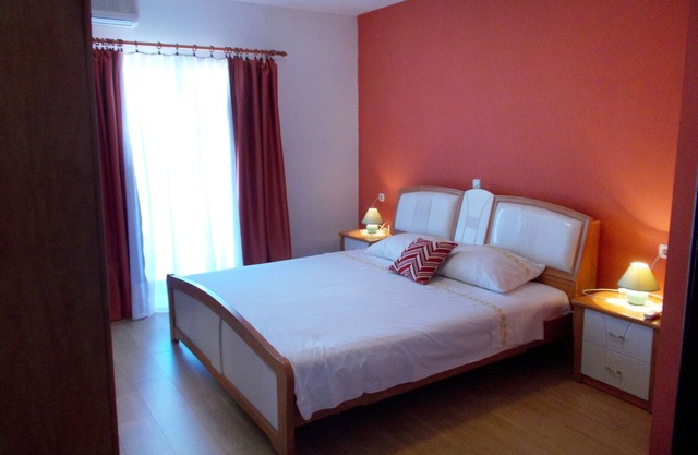 Apartamento para dos personas con terraza y vista al mar Kneza, Korcula (A-4342-a)