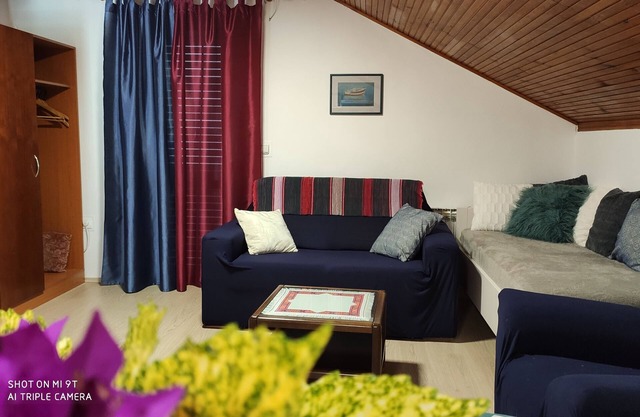 Apartamento para dos personas con balcón y vista al mar Plat, Dubrovnik (A-2136-b)